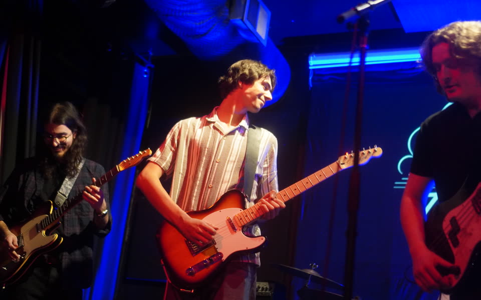 Second Dylan live photo at The Pilot